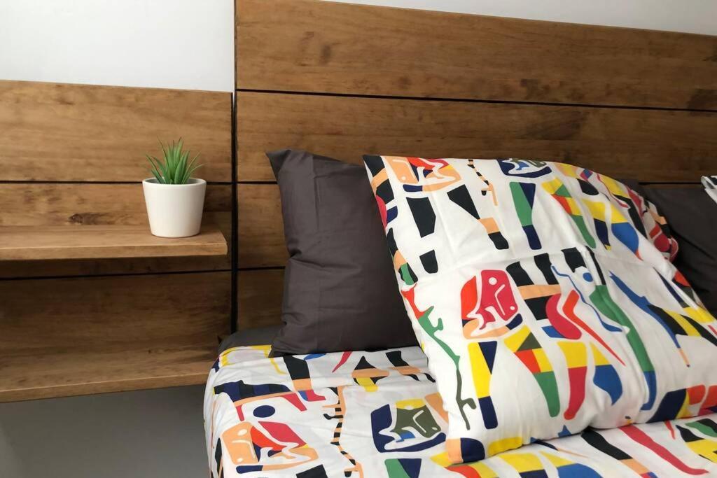 M3 Terrace. Cool 15 Min Center By Metro Apartment Esplugues de Llobregat